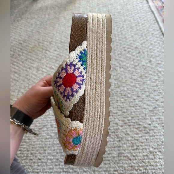 Altar'd State Paige Crotchet Platform Multicolored Slip On Sandals (Sz 8) - Picture 3 of 5